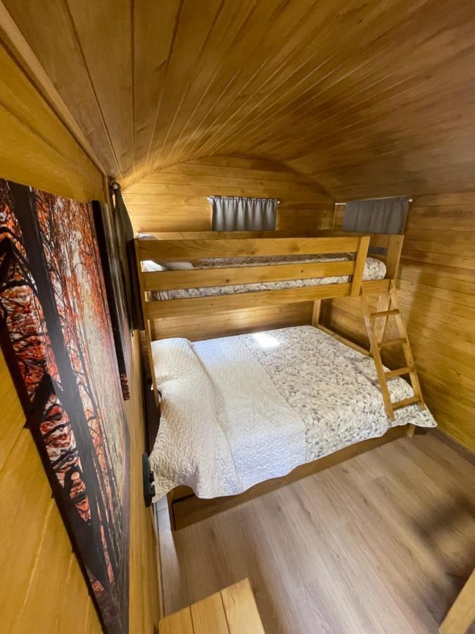 Camping Oliana Экстерьер фото