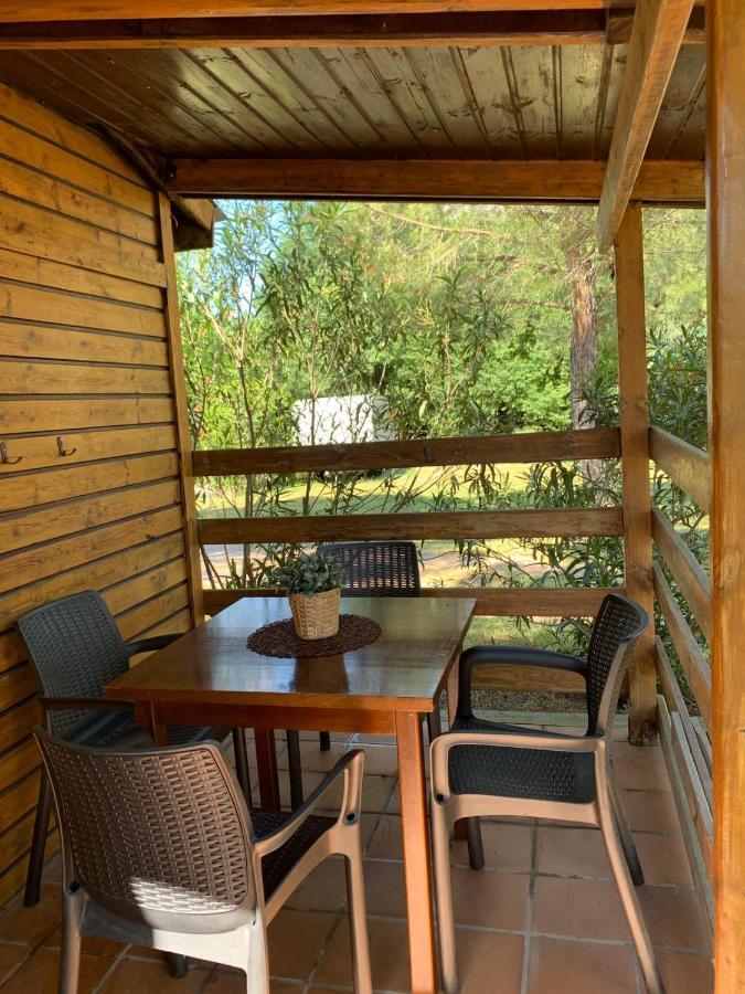 Camping Oliana Экстерьер фото